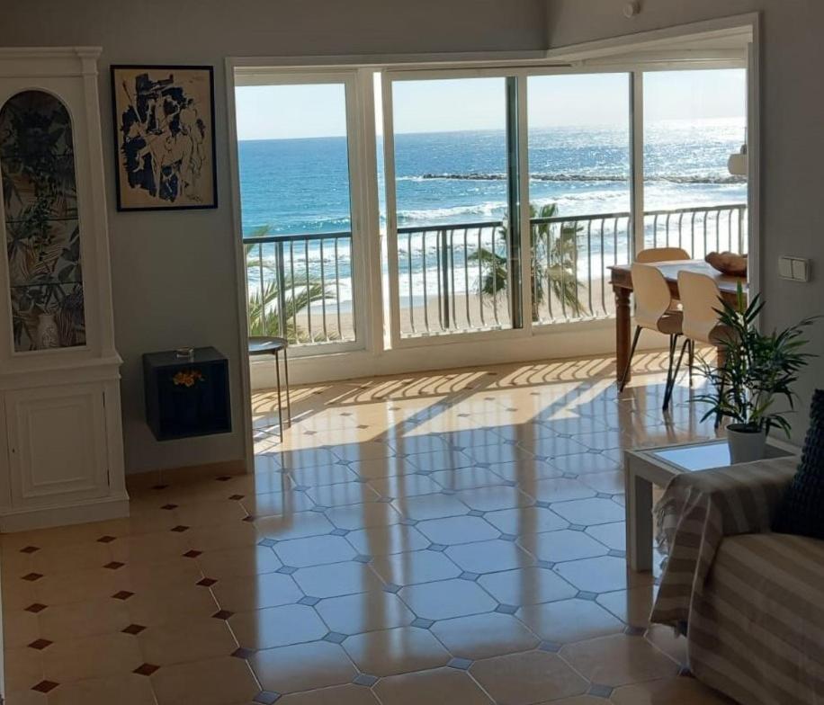Firstline Beachview El Campello Eksteriør bilde